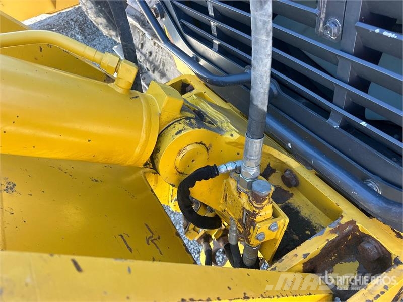 Komatsu D71PX-24 Crawler Dozer Buldožeri guseničari