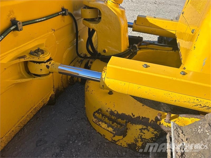 Komatsu D71PX-24 Crawler Dozer 履带式推土机