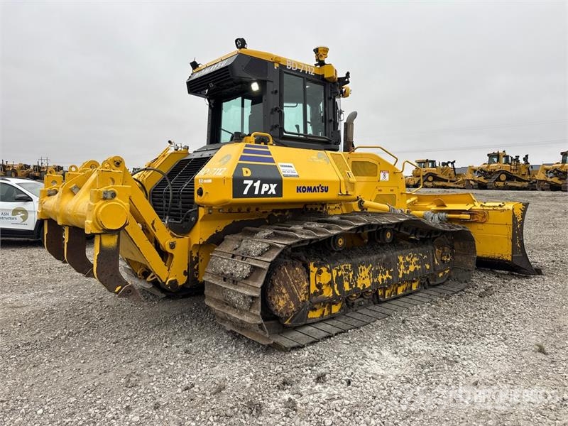 Komatsu D71PX-24 Crawler Dozer Crawler dozers
