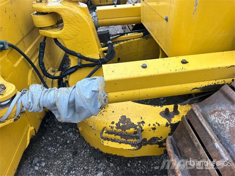 Komatsu D71PX-24 Crawler Dozer 履帶推土機