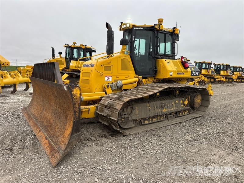 Komatsu D71PX-24 Crawler Dozer Crawler dozers