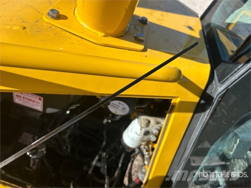 Komatsu D71PX-24 Crawler Dozer 履带式推土机