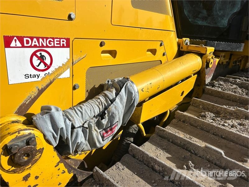 Komatsu D71PXI-24 Crawler Dozer Kāpurķēžu buldozeri