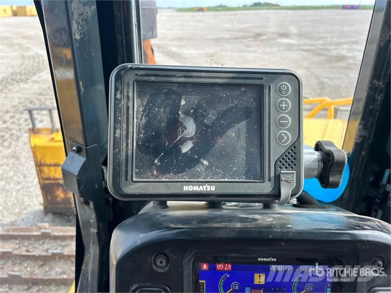 Komatsu D71PXI-24 Crawler Dozer Гусеничні бульдозери