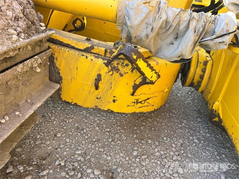 Komatsu D71PXI-24 Crawler Dozer Kāpurķēžu buldozeri