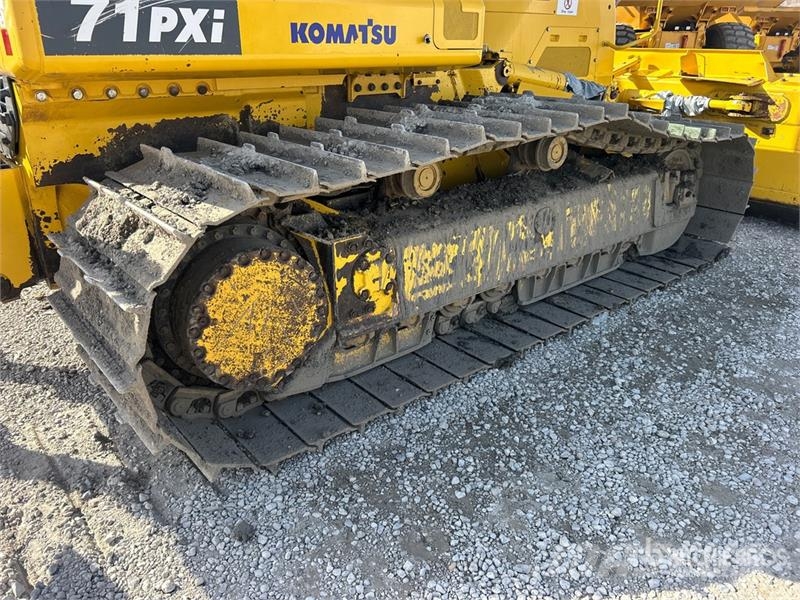 Komatsu D71PXI-24 Crawler Dozer Kāpurķēžu buldozeri