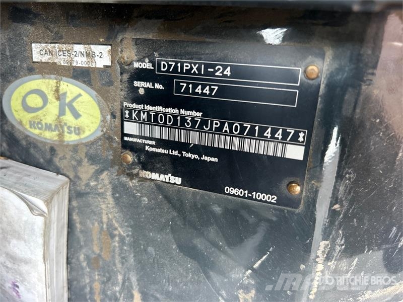 Komatsu D71PXI-24 Crawler Dozer Гусеничні бульдозери