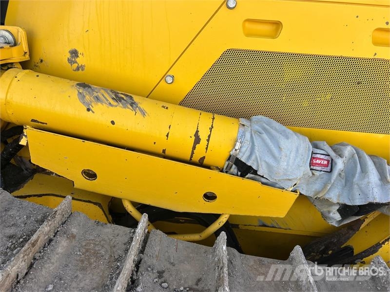 Komatsu D71PXI-24 Crawler Dozer Kāpurķēžu buldozeri