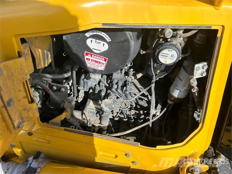 Komatsu D71PXI-24 Crawler Dozer Kāpurķēžu buldozeri