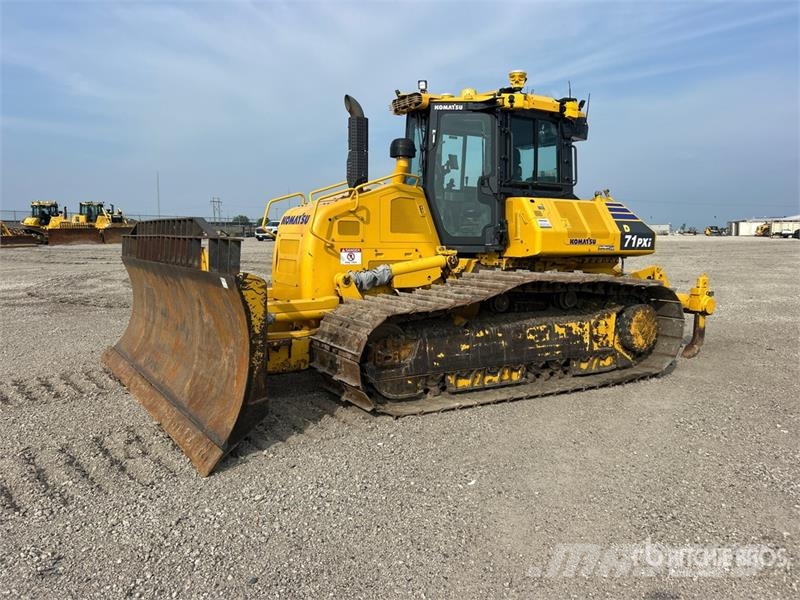 Komatsu D71PXI-24 Crawler Dozer Гусеничні бульдозери