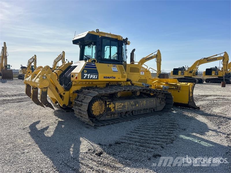 Komatsu D71PXI-24 Crawler Dozer Kāpurķēžu buldozeri