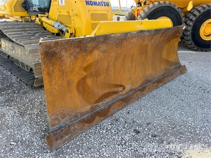 Komatsu D71PXI-24 Crawler Dozer Kāpurķēžu buldozeri