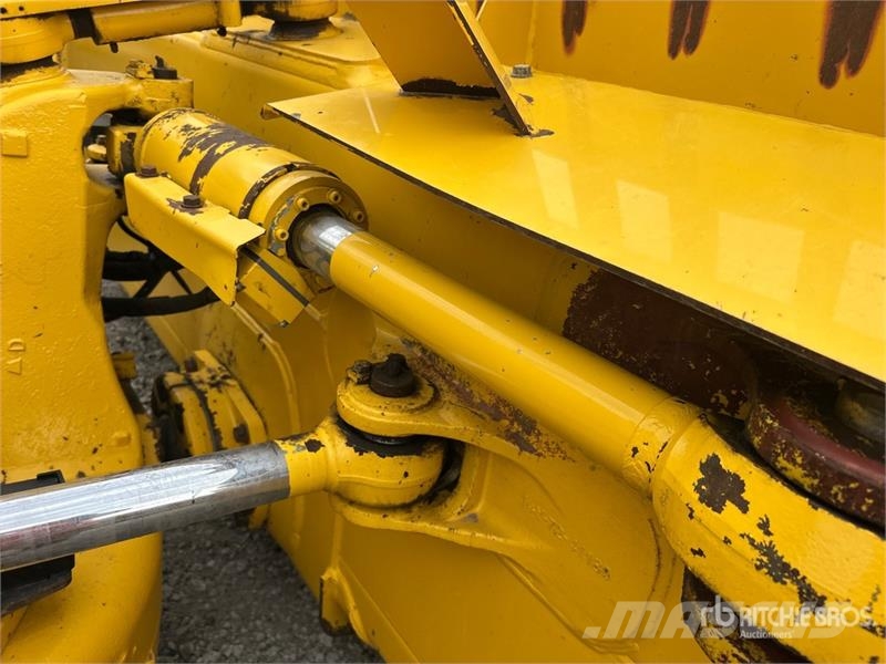 Komatsu D71PXI-24 Crawler Dozer Vikšriniai buldozeriai