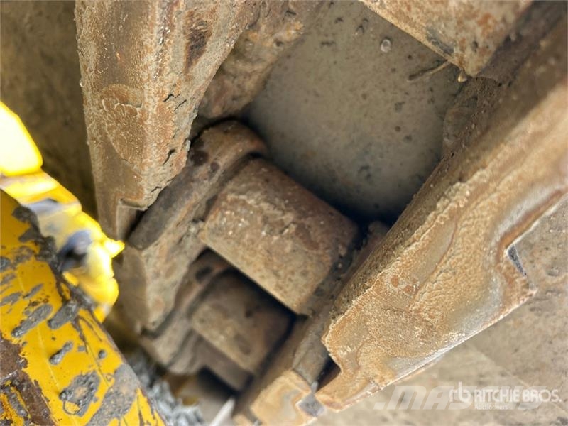 Komatsu D71PXI-24 Crawler Dozer Гусеничні бульдозери