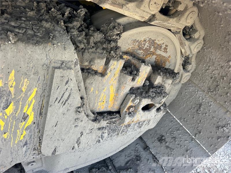 Komatsu D71PXI-24 Crawler Dozer Kāpurķēžu buldozeri