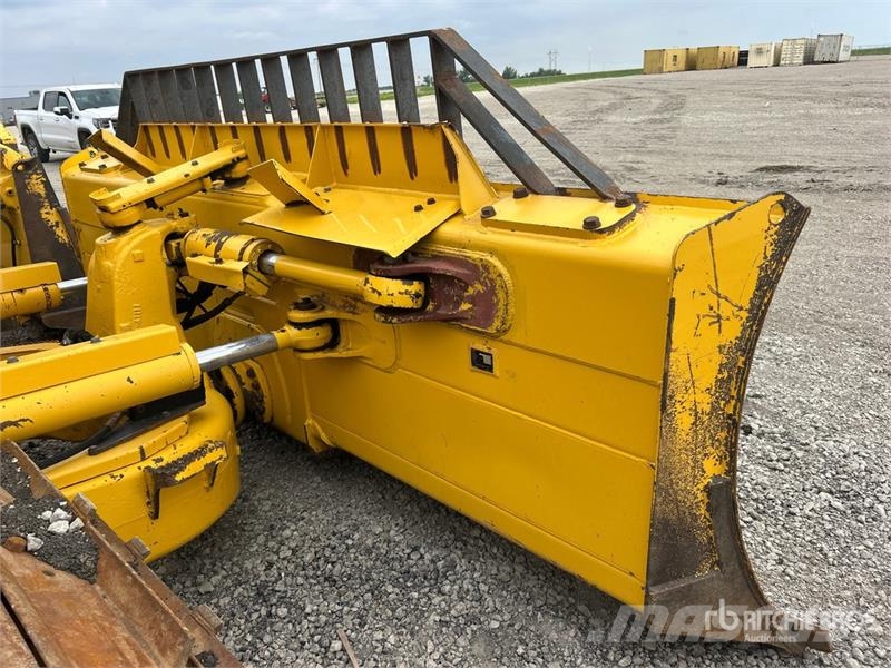 Komatsu D71PXI-24 Crawler Dozer Vikšriniai buldozeriai