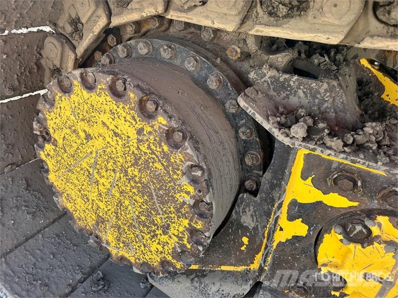 Komatsu D71PXI-24 Crawler Dozer Kāpurķēžu buldozeri