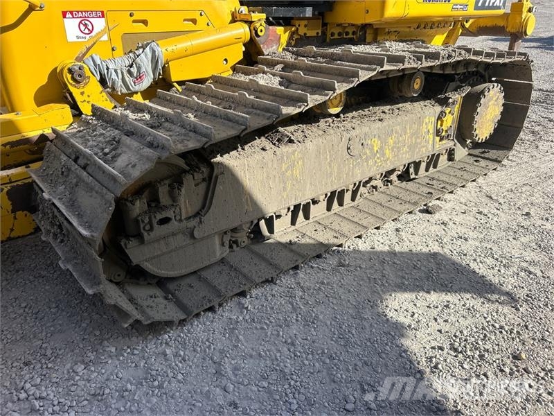 Komatsu D71PXI-24 Crawler Dozer Kāpurķēžu buldozeri