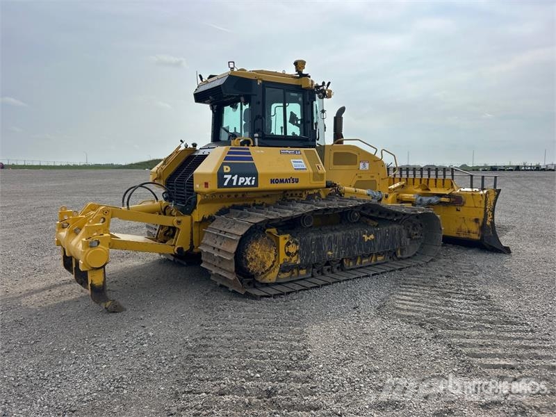 Komatsu D71PXI-24 Crawler Dozer Гусеничні бульдозери