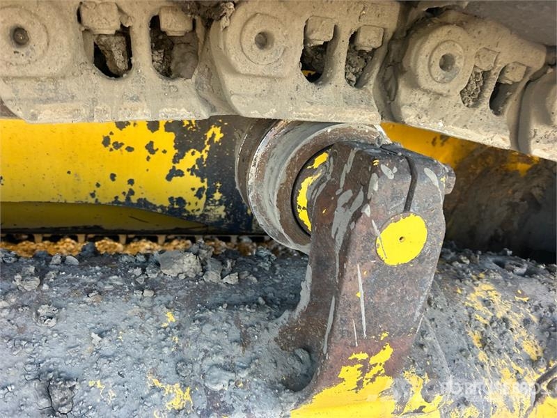 Komatsu D85PX-18 Crawler Dozer بلدوزرات مجنزرة
