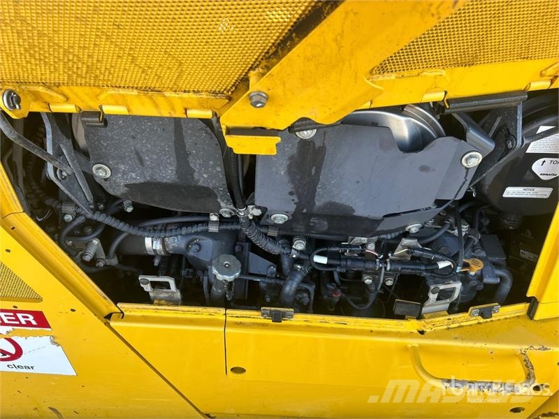 Komatsu D85PX-18 Crawler Dozer ブルドーザー