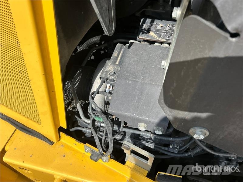 Komatsu D85PX-18 Crawler Dozer 履帶推土機
