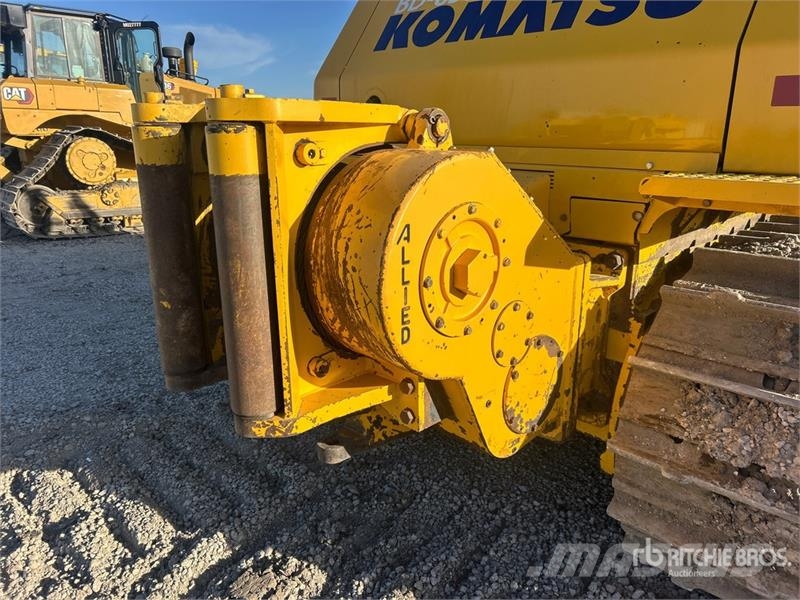 Komatsu D85PX-18 Crawler Dozer بلدوزرات مجنزرة