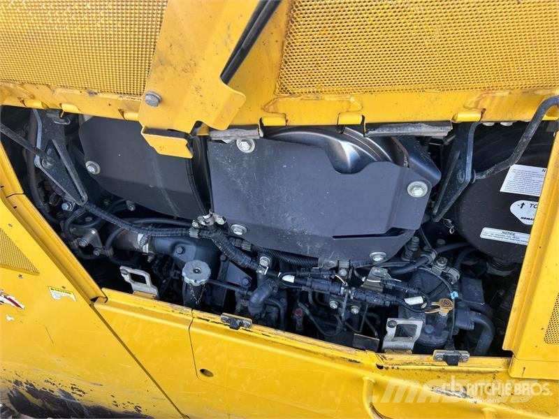 Komatsu D85PX-18 Crawler Dozer 크롤러 도저