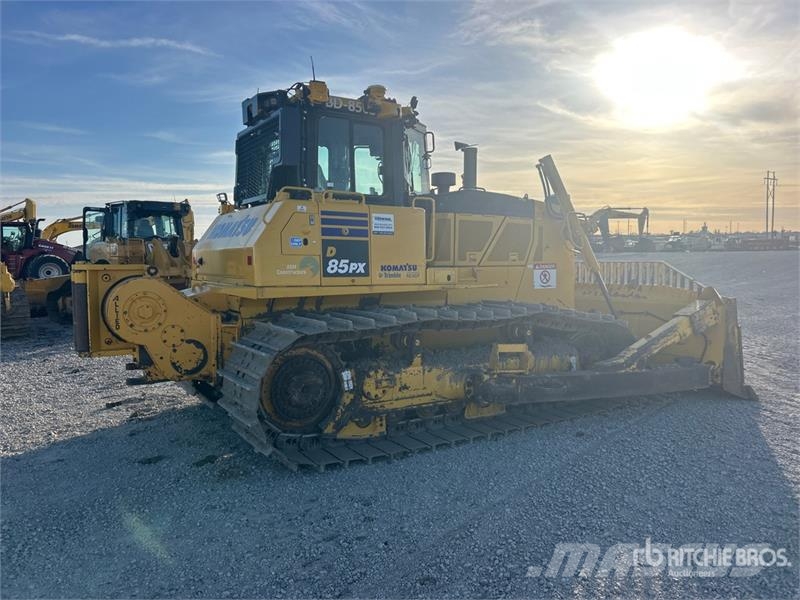Komatsu D85PX-18 Crawler Dozer بلدوزرات مجنزرة