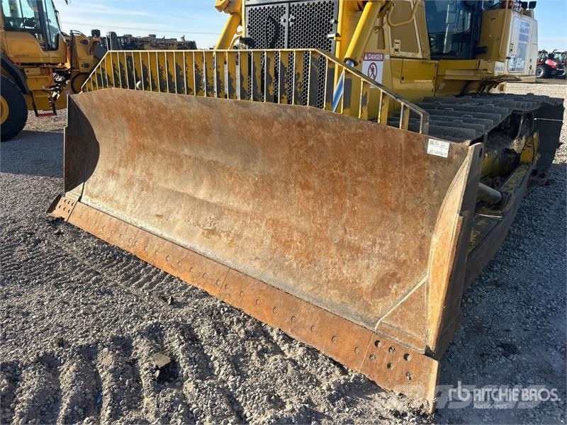 Komatsu D85PX-18 Crawler Dozer بلدوزرات مجنزرة