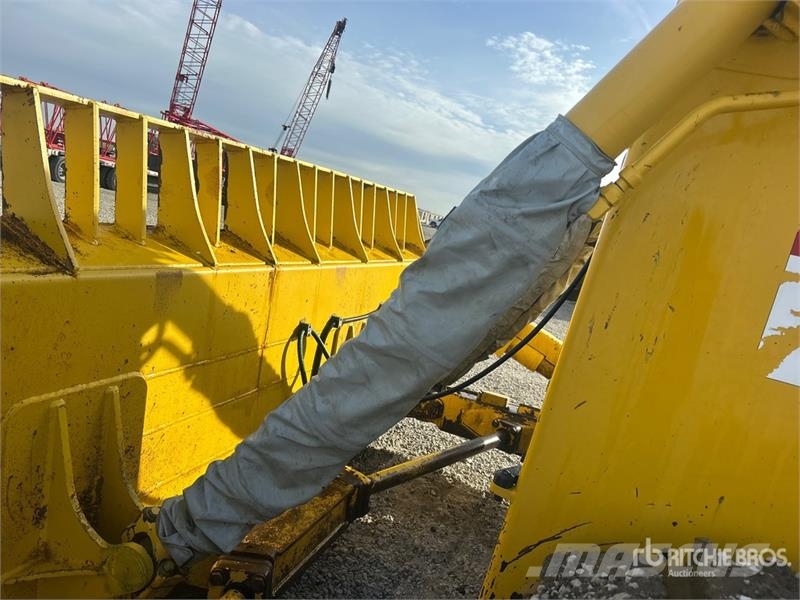 Komatsu D85PX-18 Crawler Dozer ブルドーザー