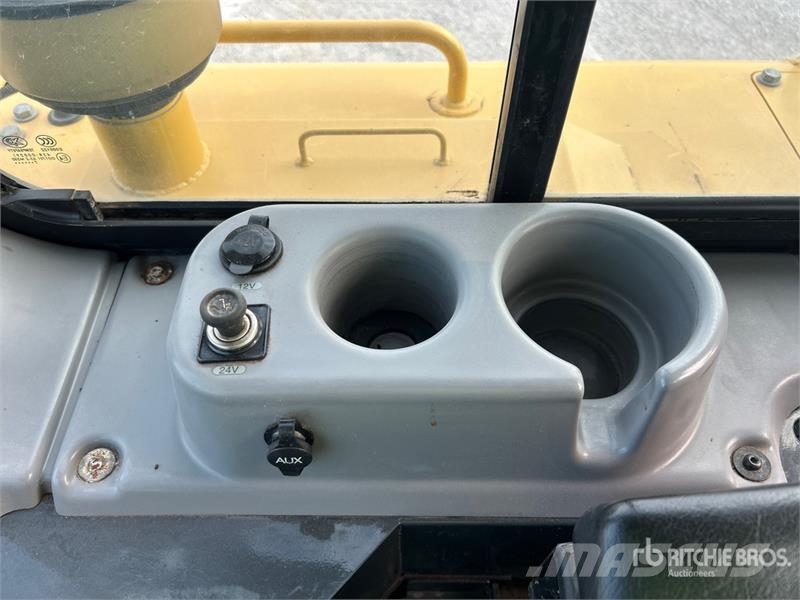 Komatsu D85PX-18 Crawler Dozer Buldožeri gusjeničari