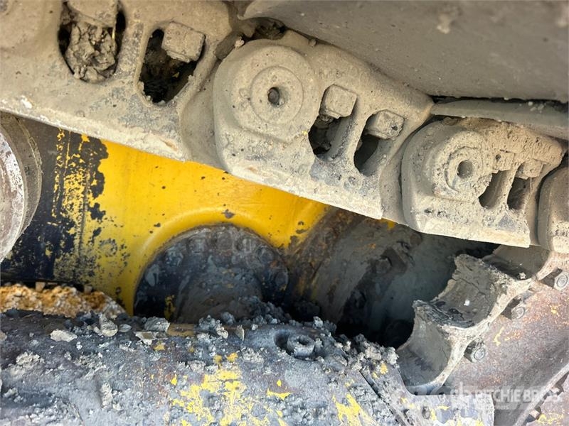 Komatsu D85PX-18 Crawler Dozer بلدوزرات مجنزرة
