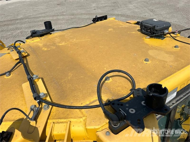 Komatsu D85PX-18 Crawler Dozer 履帶推土機