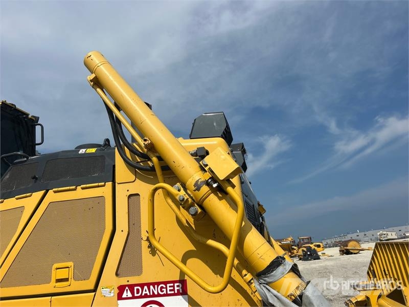 Komatsu D85PX-18 Crawler Dozer 履帶推土機