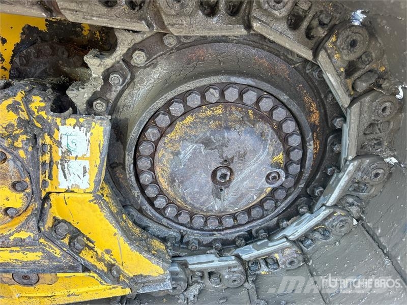 Komatsu D85PX-18 Crawler Dozer 크롤러 도저