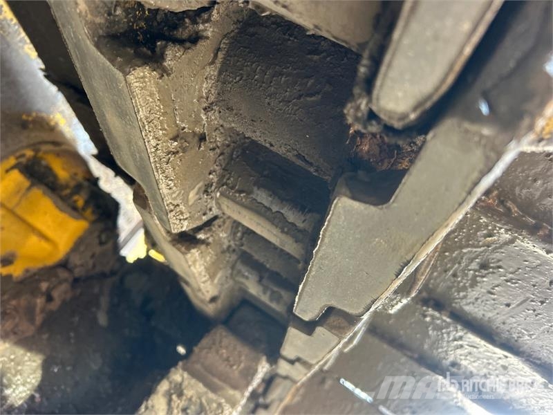 Komatsu D85PX-18 Crawler Dozer 크롤러 도저