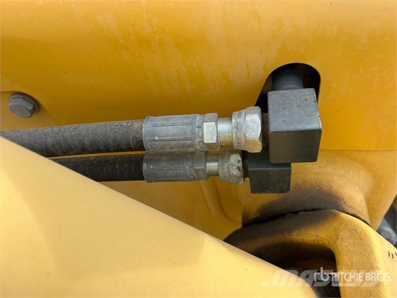 Komatsu D85PX-18 Crawler Dozer Buldožeri gusjeničari
