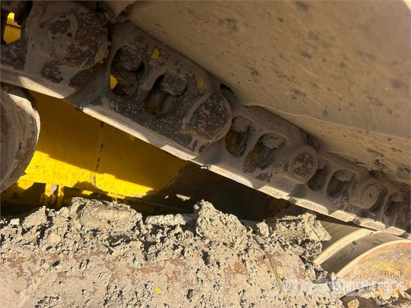 Komatsu D85PX-18 Crawler Dozer بلدوزرات مجنزرة