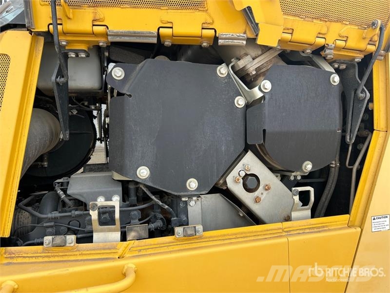 Komatsu D85PX-18 Crawler Dozer Buldožeri gusjeničari