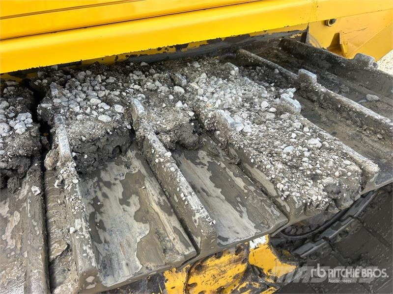Komatsu D85PX-18 Crawler Dozer 크롤러 도저