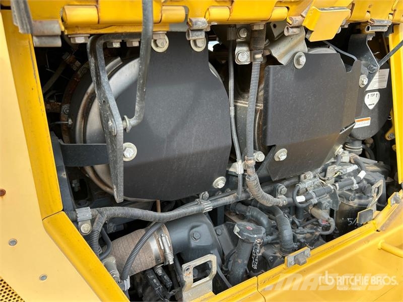 Komatsu D85PX-18 Crawler Dozer Buldožeri gusjeničari