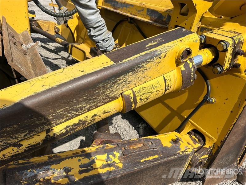 Komatsu D85PX-18 Crawler Dozer 履帶推土機