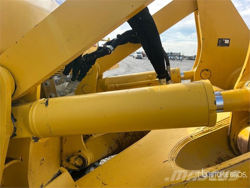 Komatsu D85PX-18 Crawler Dozer 크롤러 도저