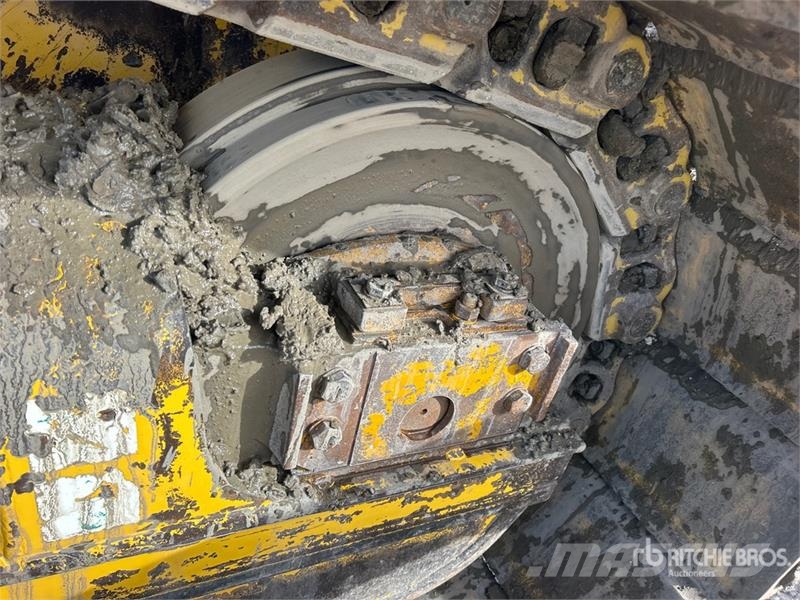 Komatsu D85PX-18 Crawler Dozer 크롤러 도저