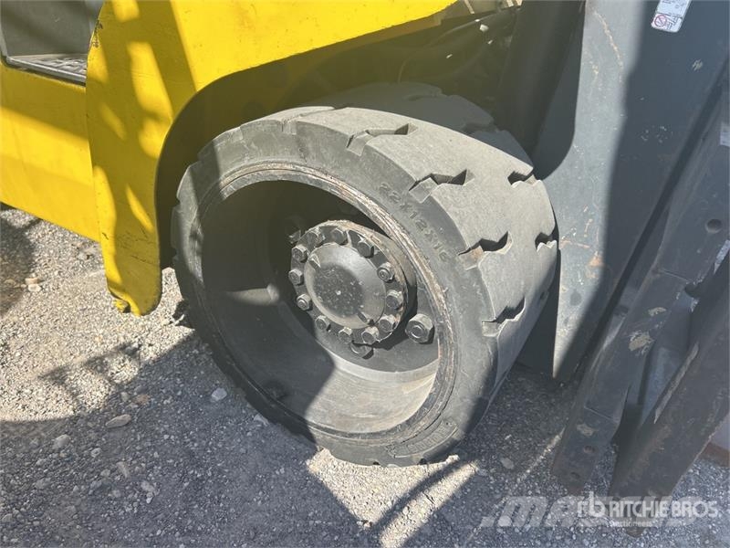 Komatsu FG45T-8 Pneumatic Tire Forklift (Inoperable) Autres Chariots élévateurs