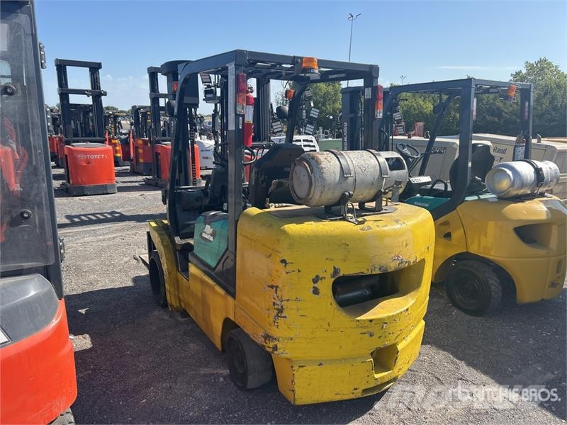 Komatsu FG45T-8 Pneumatic Tire Forklift (Inoperable) Autres Chariots élévateurs