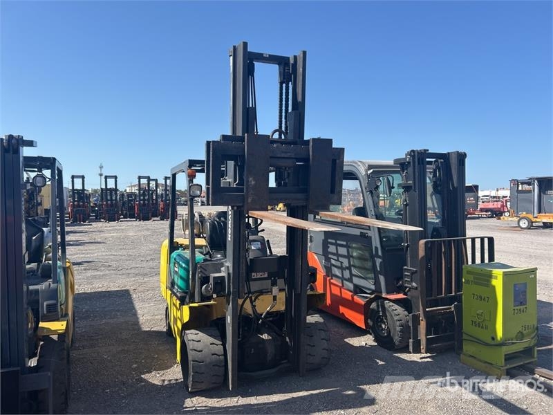 Komatsu FG45T-8 Pneumatic Tire Forklift (Inoperable) Autres Chariots élévateurs