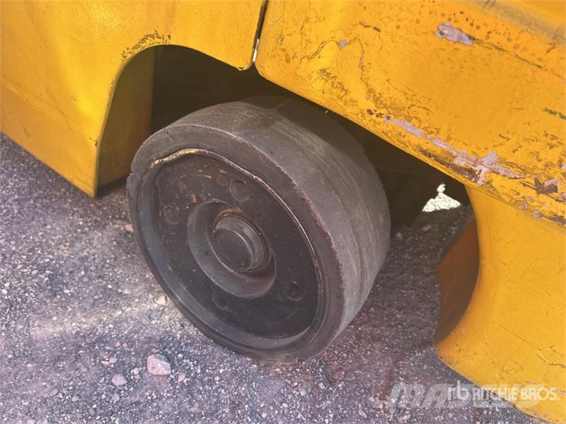 Komatsu FG45T-8 Pneumatic Tire Forklift (Inoperable) Autres Chariots élévateurs