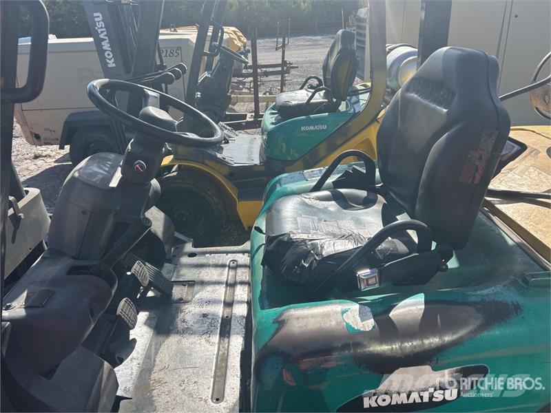 Komatsu FG45T-8 Pneumatic Tire Forklift (Inoperable) Autres Chariots élévateurs